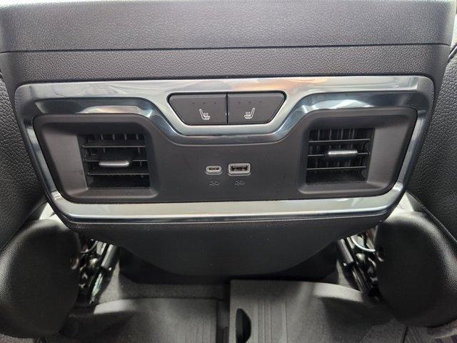 GMC Sierra 1500 Denali Crew Cab Short Box 4WD 2022