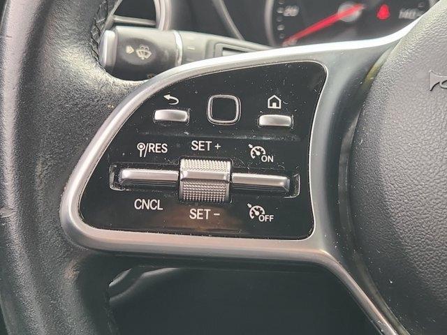 Mercedes-Benz GLC-Class GLC300 2022