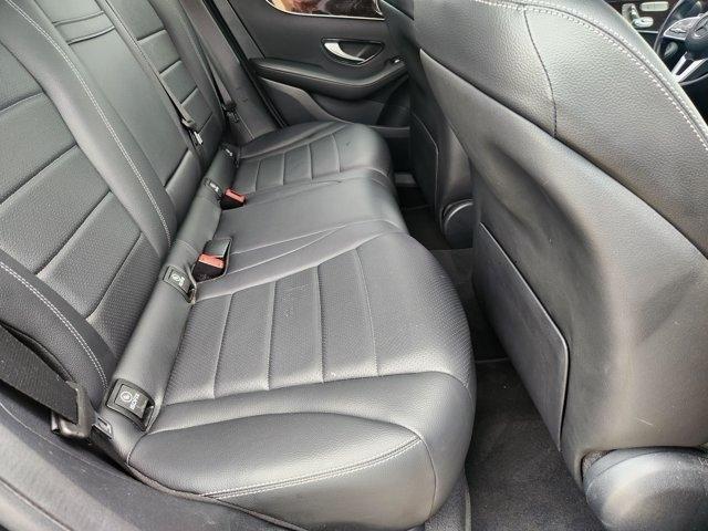 Mercedes-Benz GLC-Class GLC300 2022