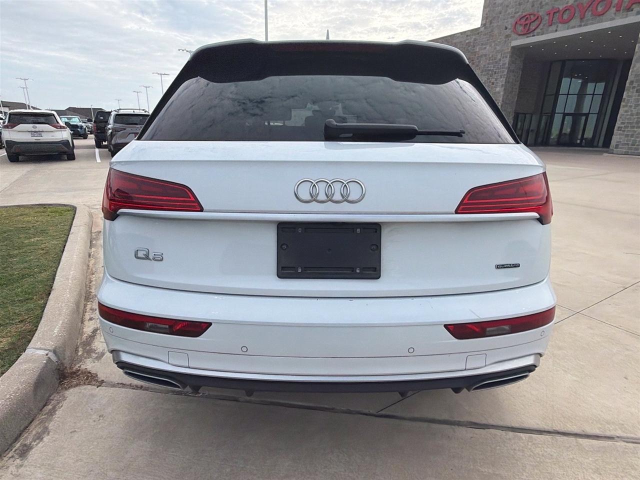 Audi Q5 2.0T Premium quattro 2022