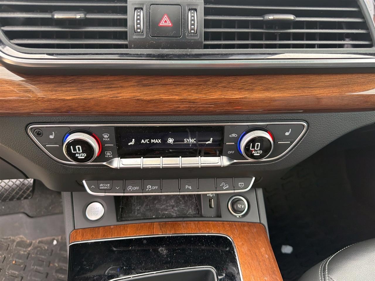 Audi Q5 2.0T Premium quattro 2022