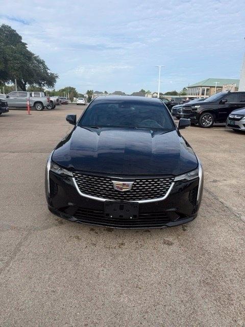 Cadillac CT4 Premium Luxury 2024