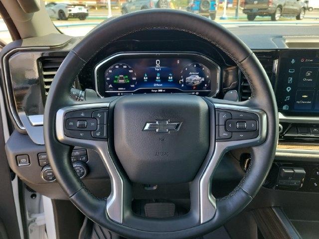 Chevrolet Silverado 1500 RST Crew Cab 4WD 2025