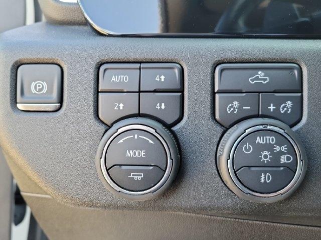 Chevrolet Silverado 1500 RST Crew Cab 4WD 2025