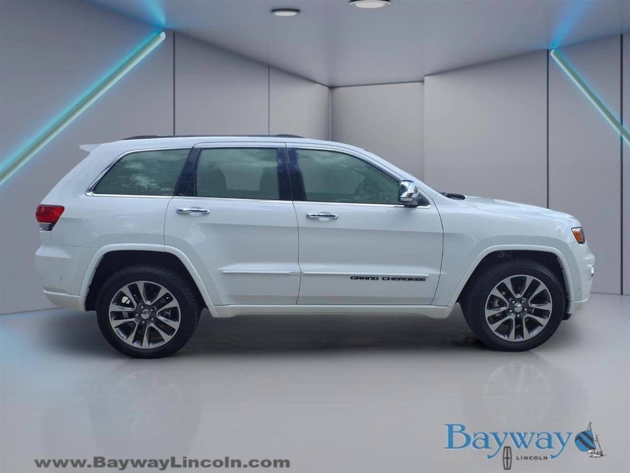 Jeep Grand Cherokee Overland 2WD 2017