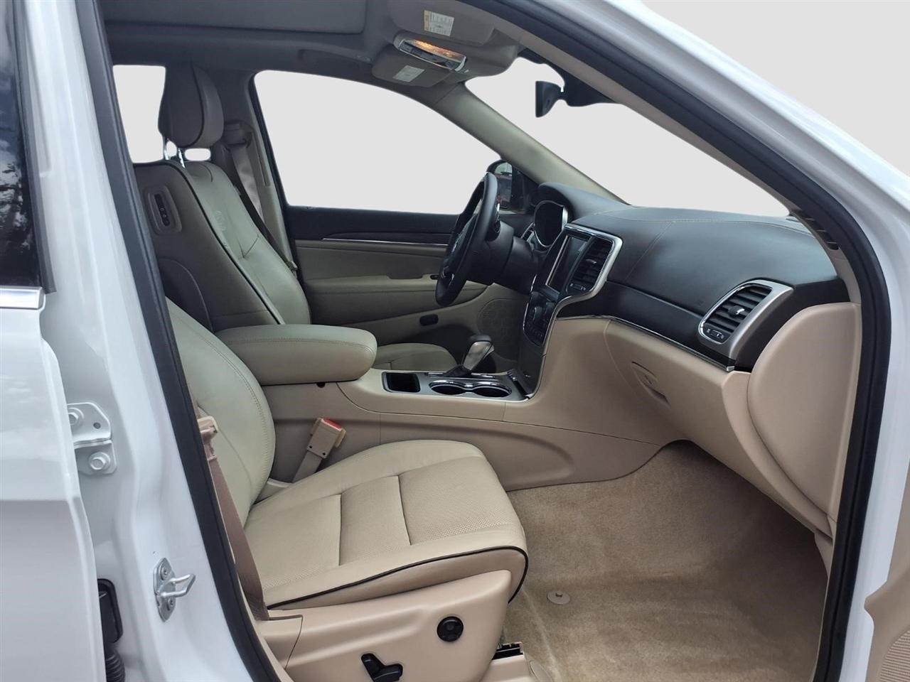 Jeep Grand Cherokee Overland 2WD 2017