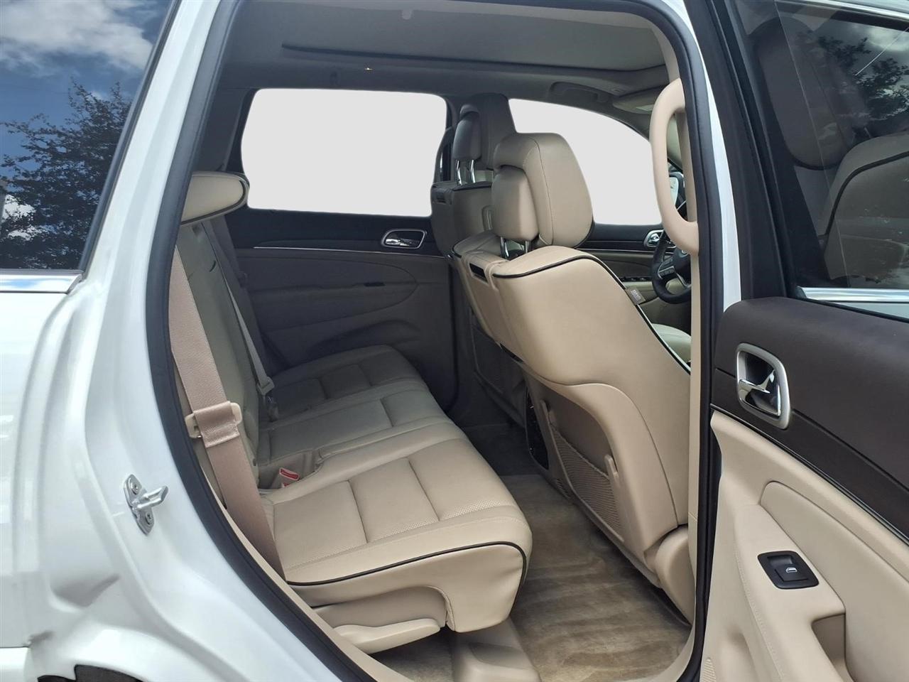 Jeep Grand Cherokee Overland 2WD 2017
