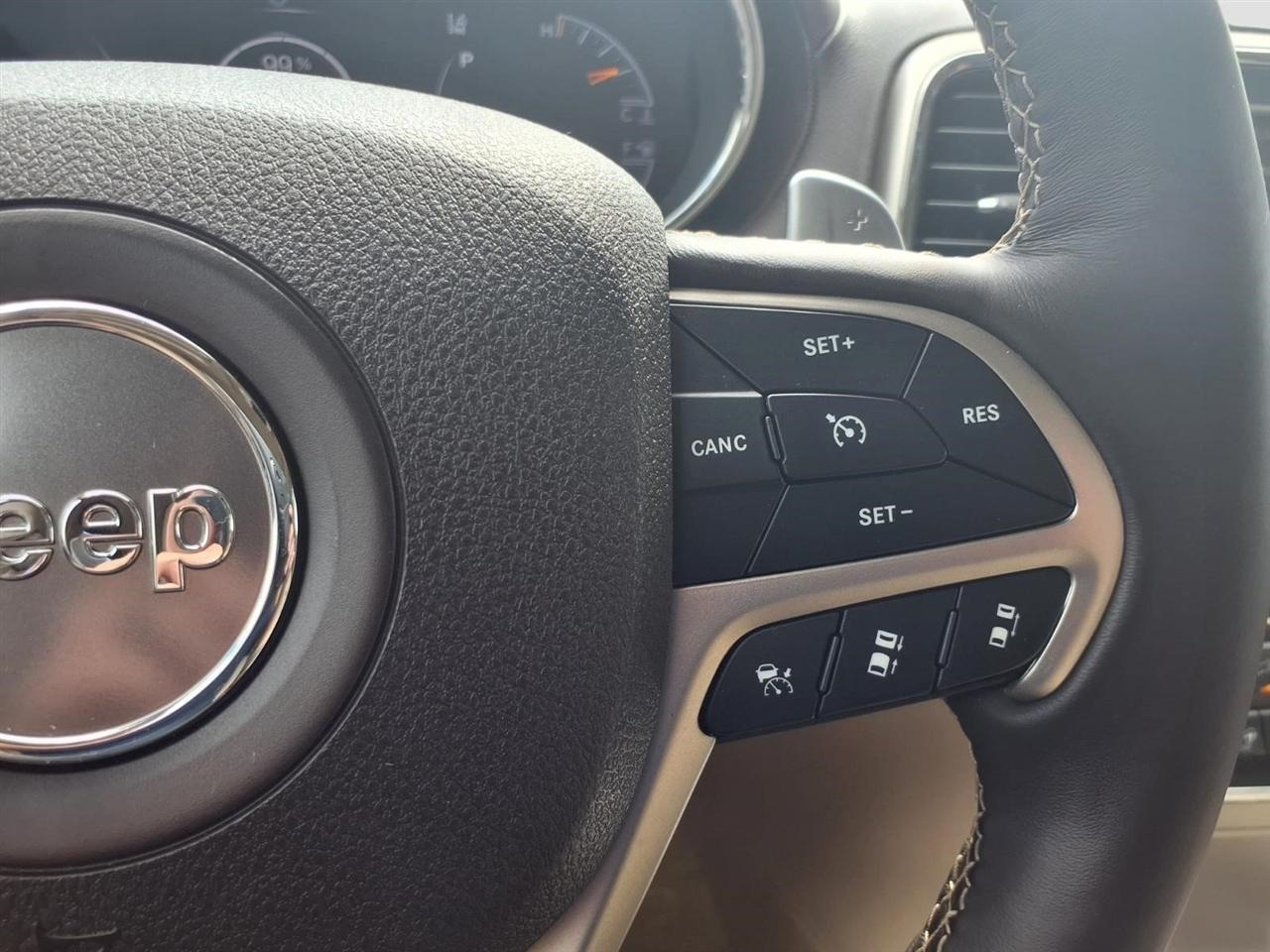 Jeep Grand Cherokee Overland 2WD 2017
