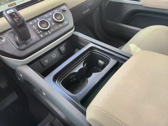 Land Rover Defender 110 SE 2021
