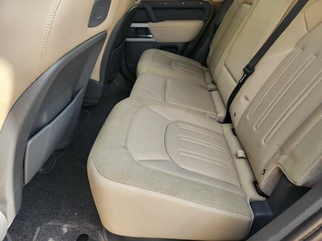 Land Rover Defender 110 SE 2021