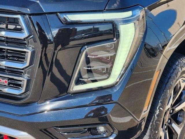 GMC Yukon XL AT4 4WD 2026