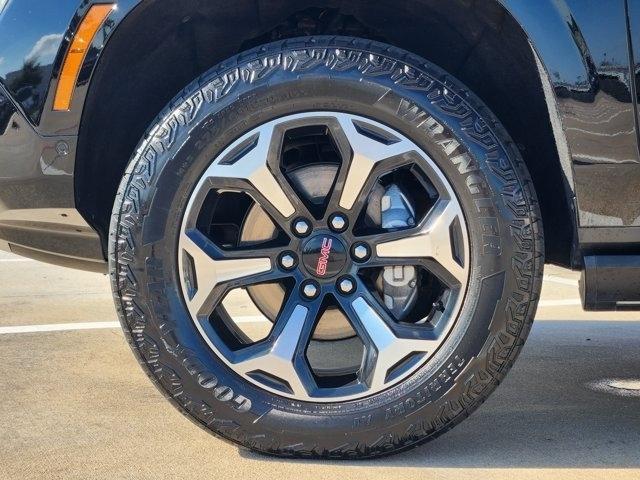 GMC Yukon XL AT4 4WD 2026
