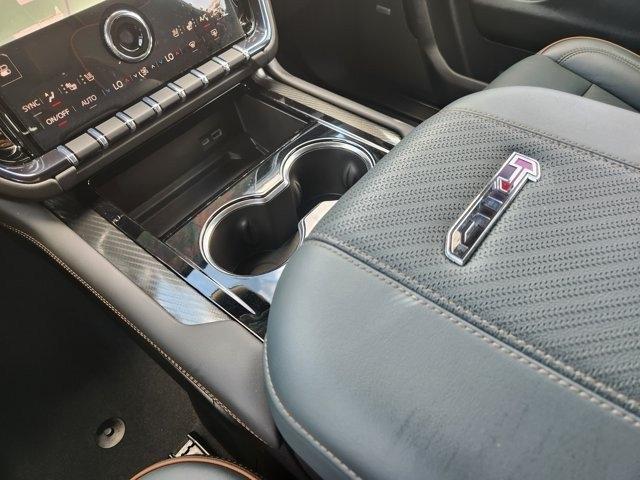 GMC Yukon XL AT4 4WD 2026