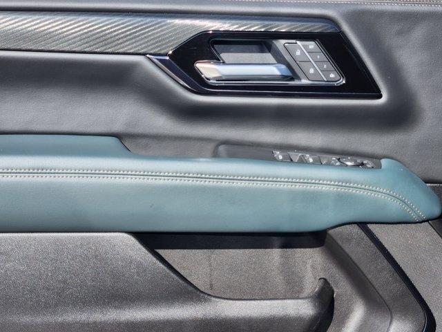 GMC Yukon XL AT4 4WD 2026