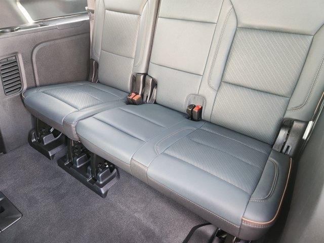 GMC Yukon XL AT4 4WD 2026