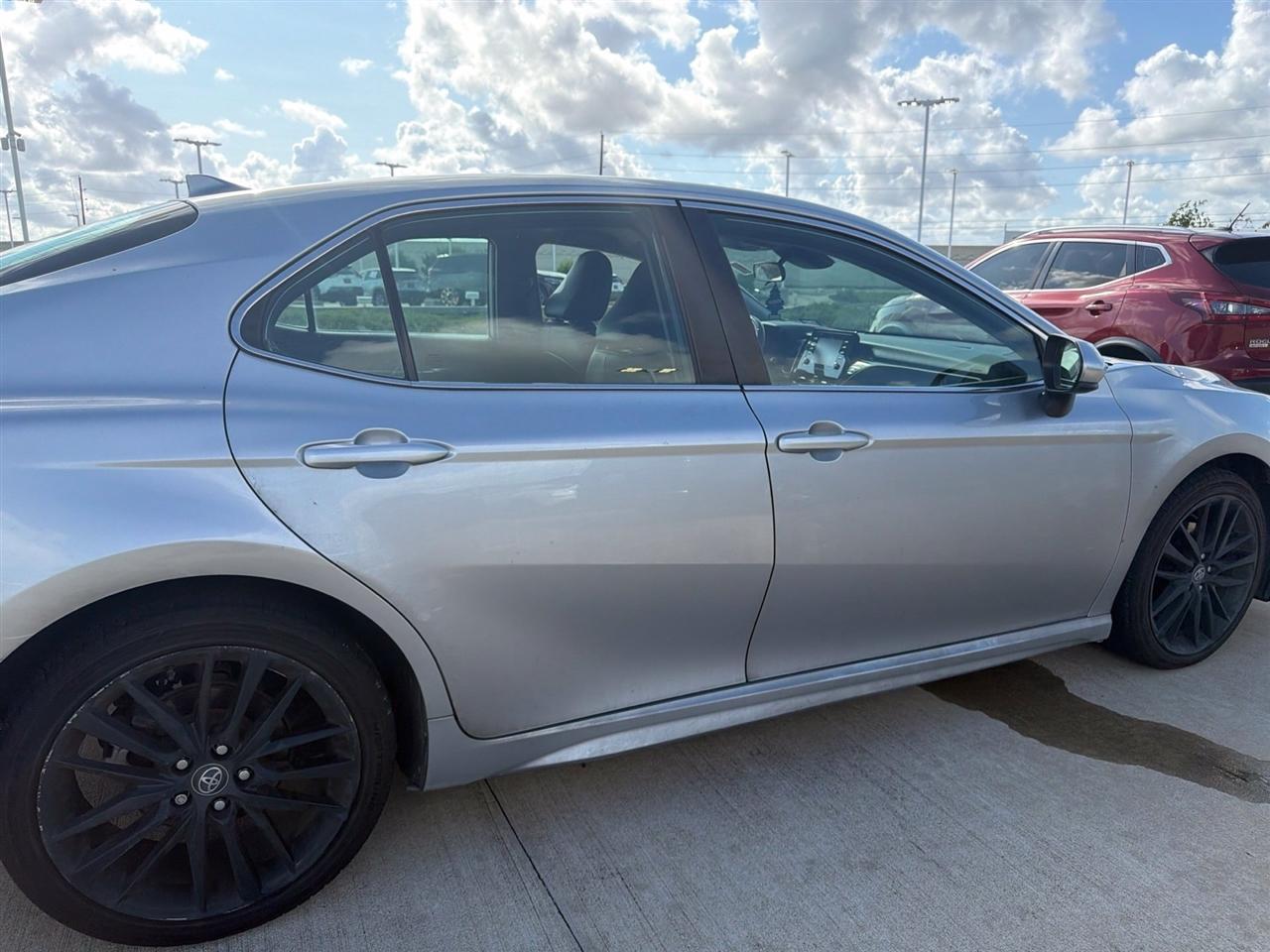 Toyota Camry SE 2021