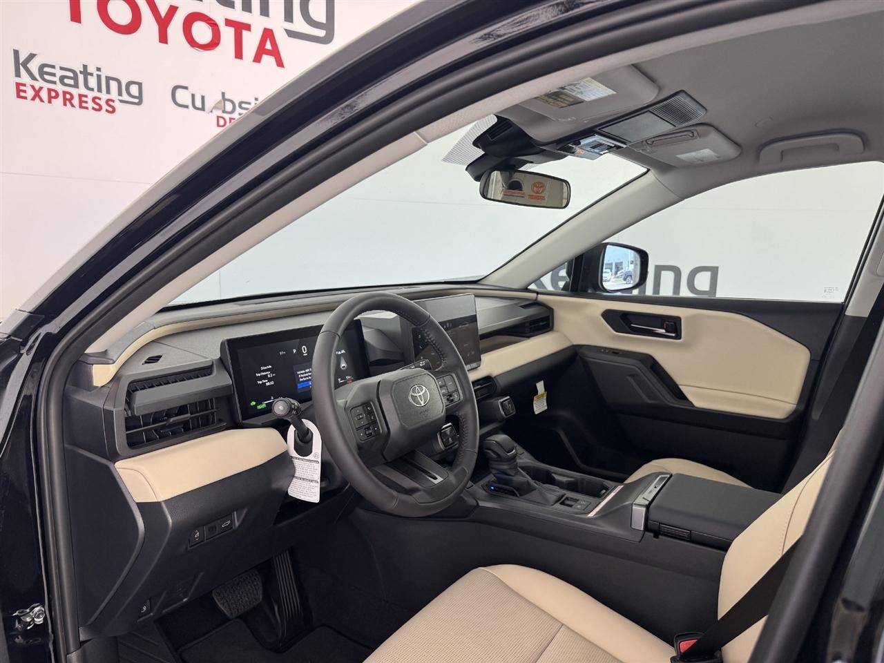 Toyota RAV4 Hybrid LE AWD 2026