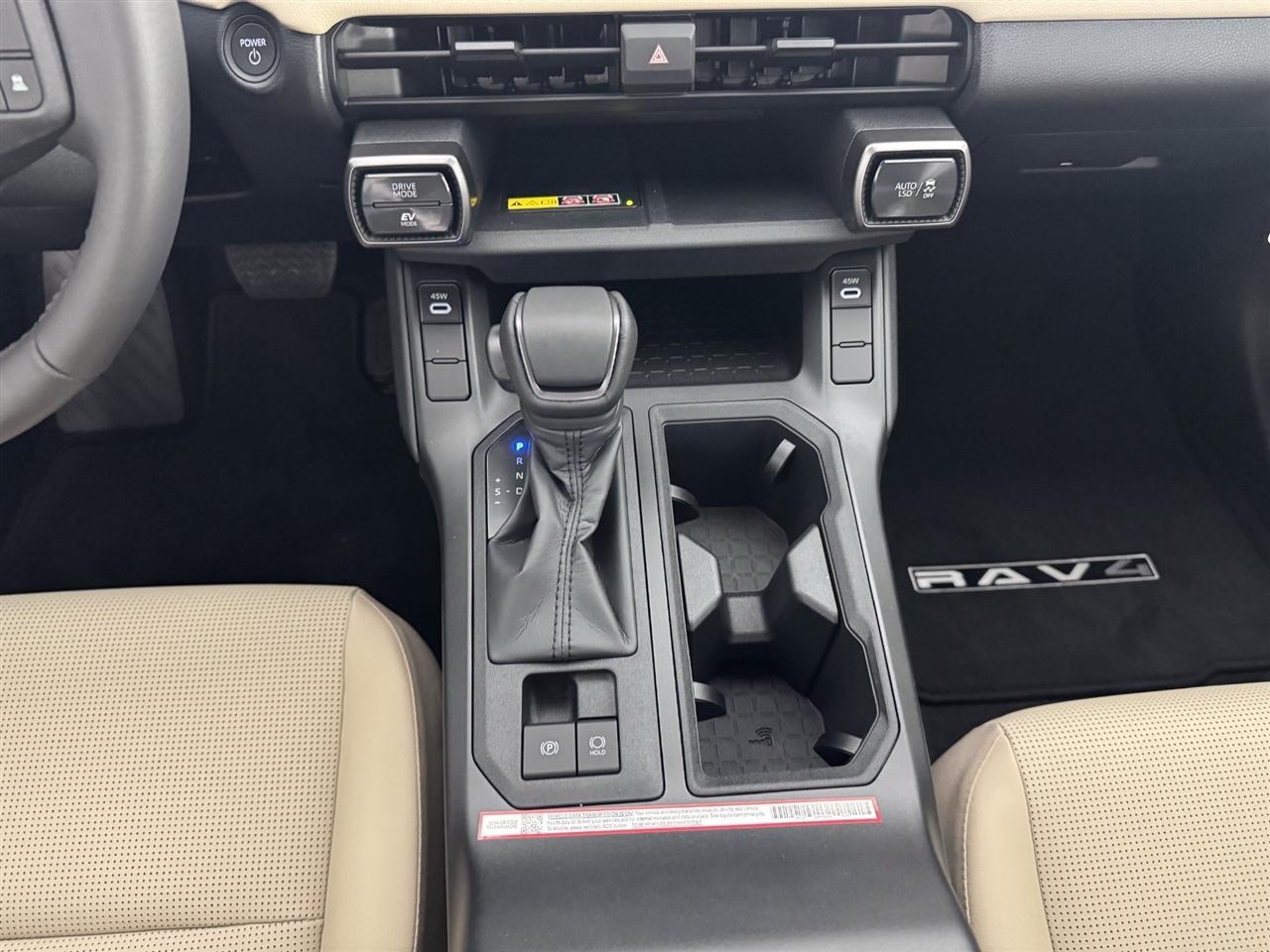 Toyota RAV4 Hybrid LE AWD 2026