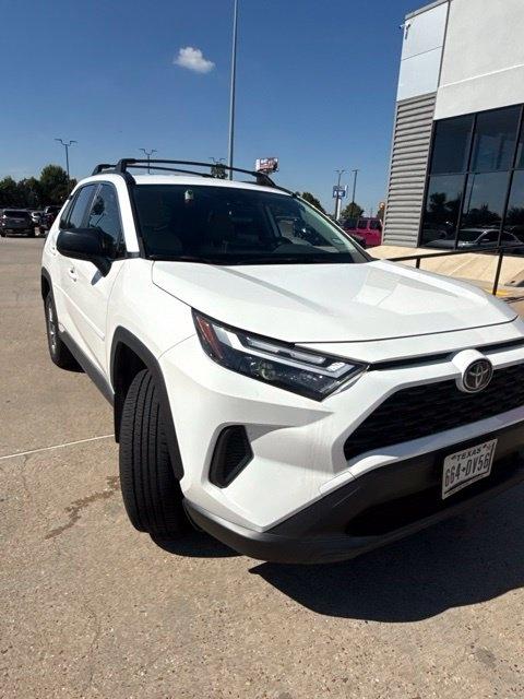 Toyota RAV4 Hybrid LE 2025