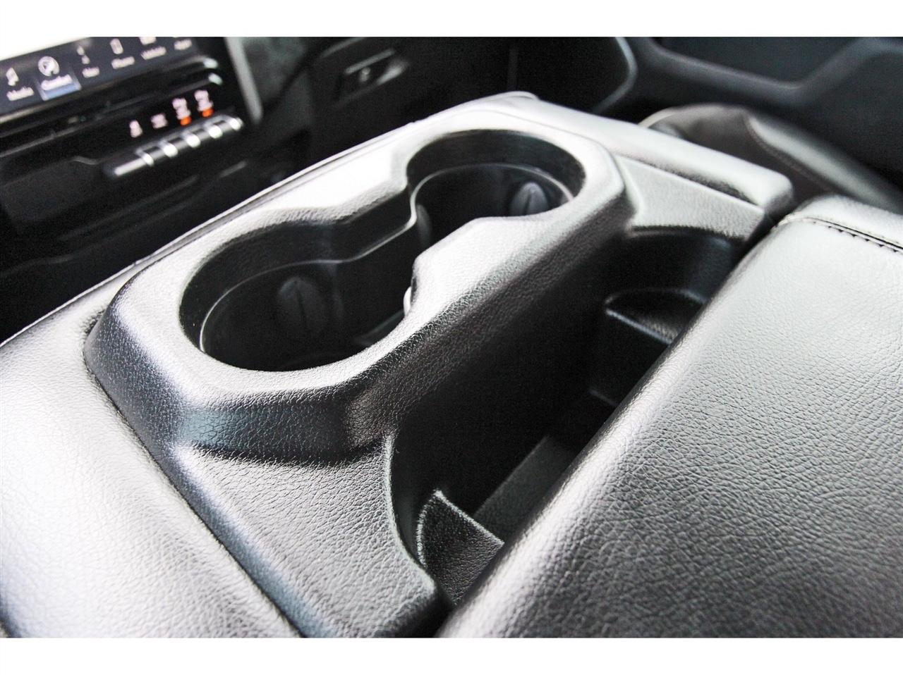 RAM 1500 Laramie Crew Cab SWB 4WD 2023