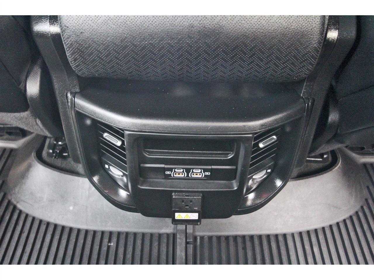 RAM 1500 Laramie Crew Cab SWB 4WD 2023