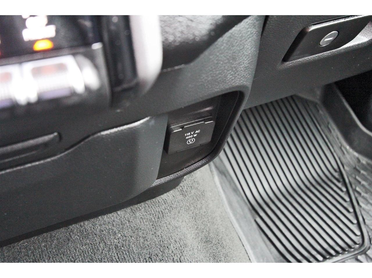 RAM 1500 Laramie Crew Cab SWB 4WD 2023