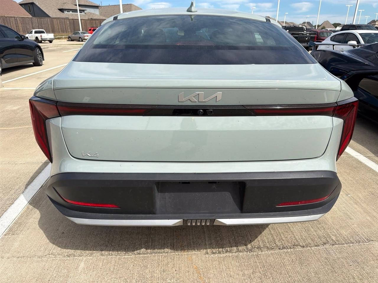 Kia K4 LXS 2025