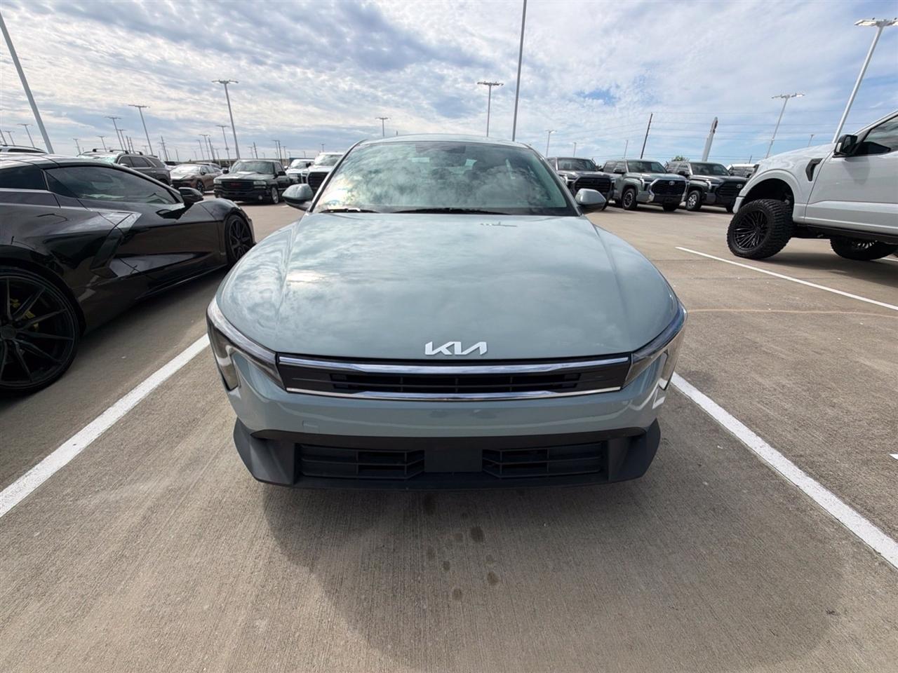 Kia K4 LXS 2025
