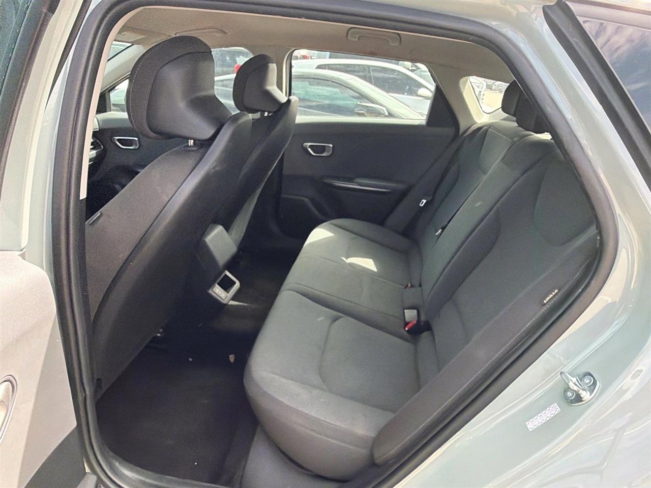 Kia K4 LXS 2025