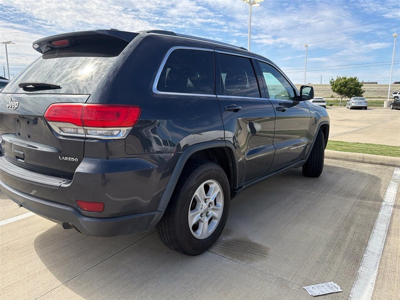 Jeep Grand Cherokee Laredo 2WD 2015