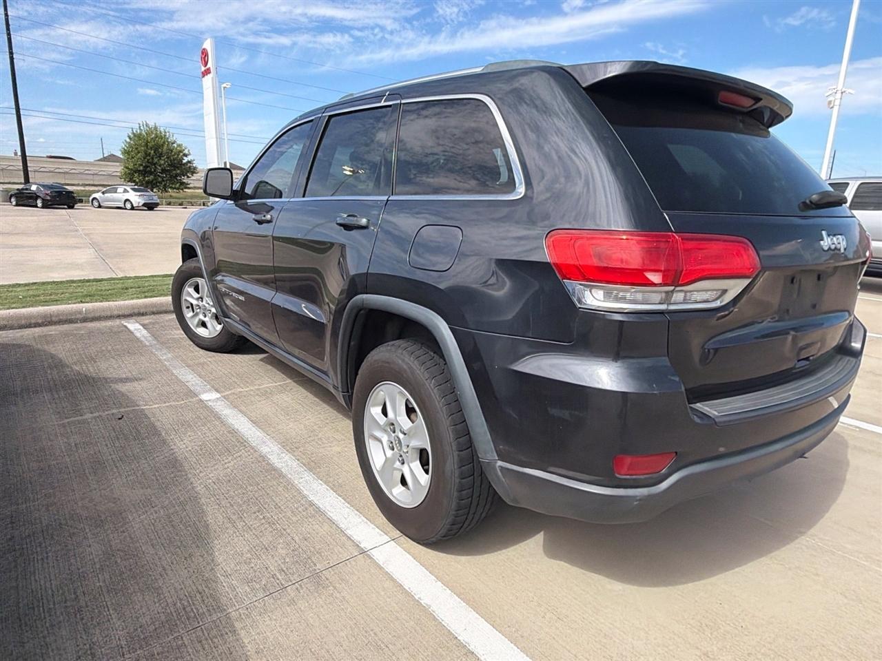 Jeep Grand Cherokee Laredo 2WD 2015