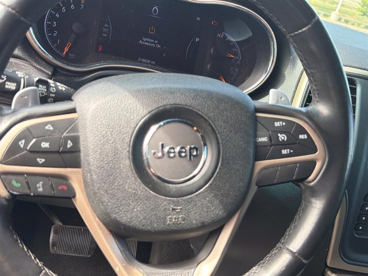 Jeep Grand Cherokee Laredo 2WD 2015