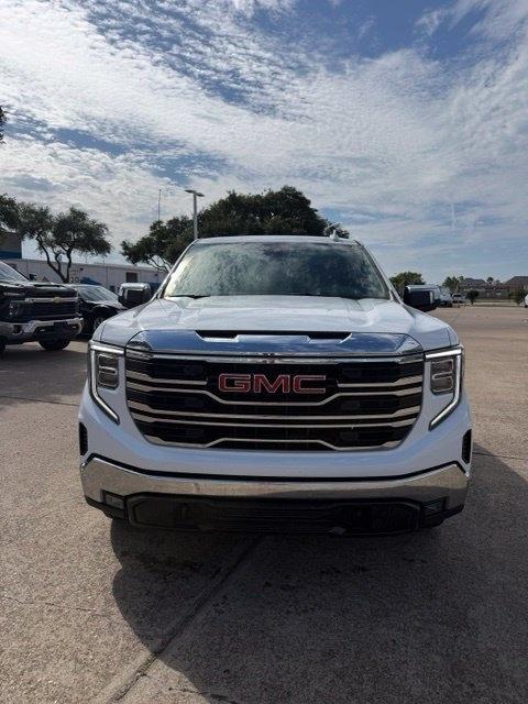 GMC Sierra 1500 SLT Crew Cab 4WD 2025