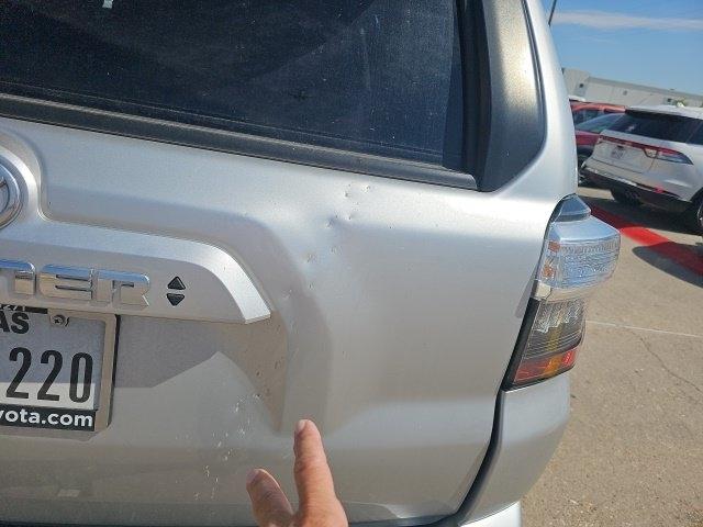 Toyota 4Runner SR5 2024