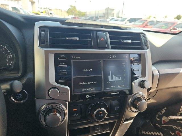 Toyota 4Runner SR5 2024