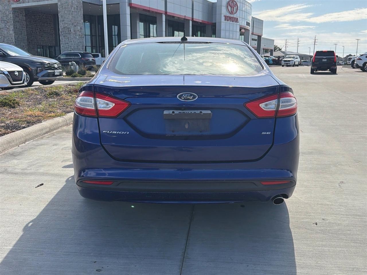 Ford Fusion SE 2016