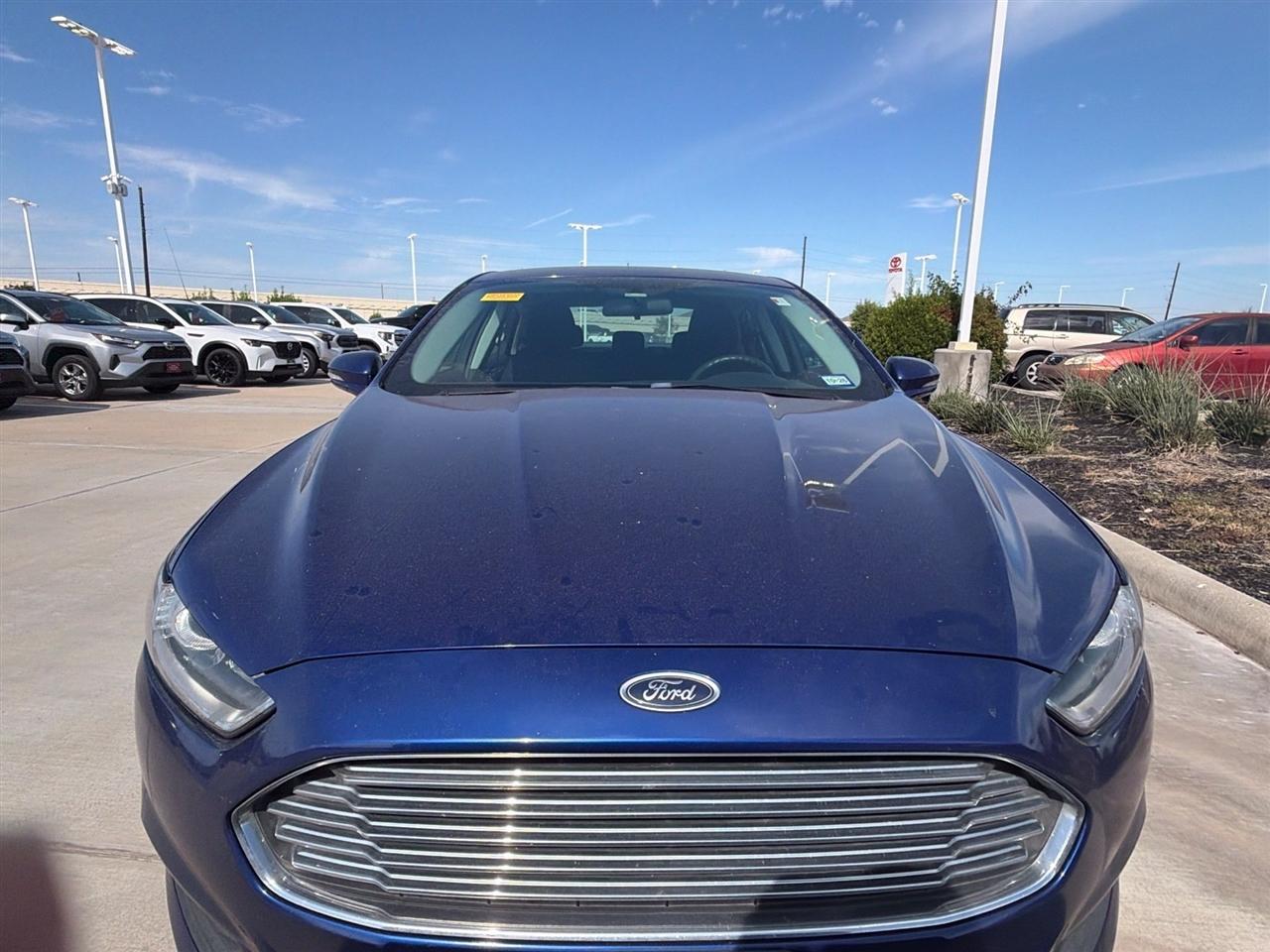 Ford Fusion SE 2016