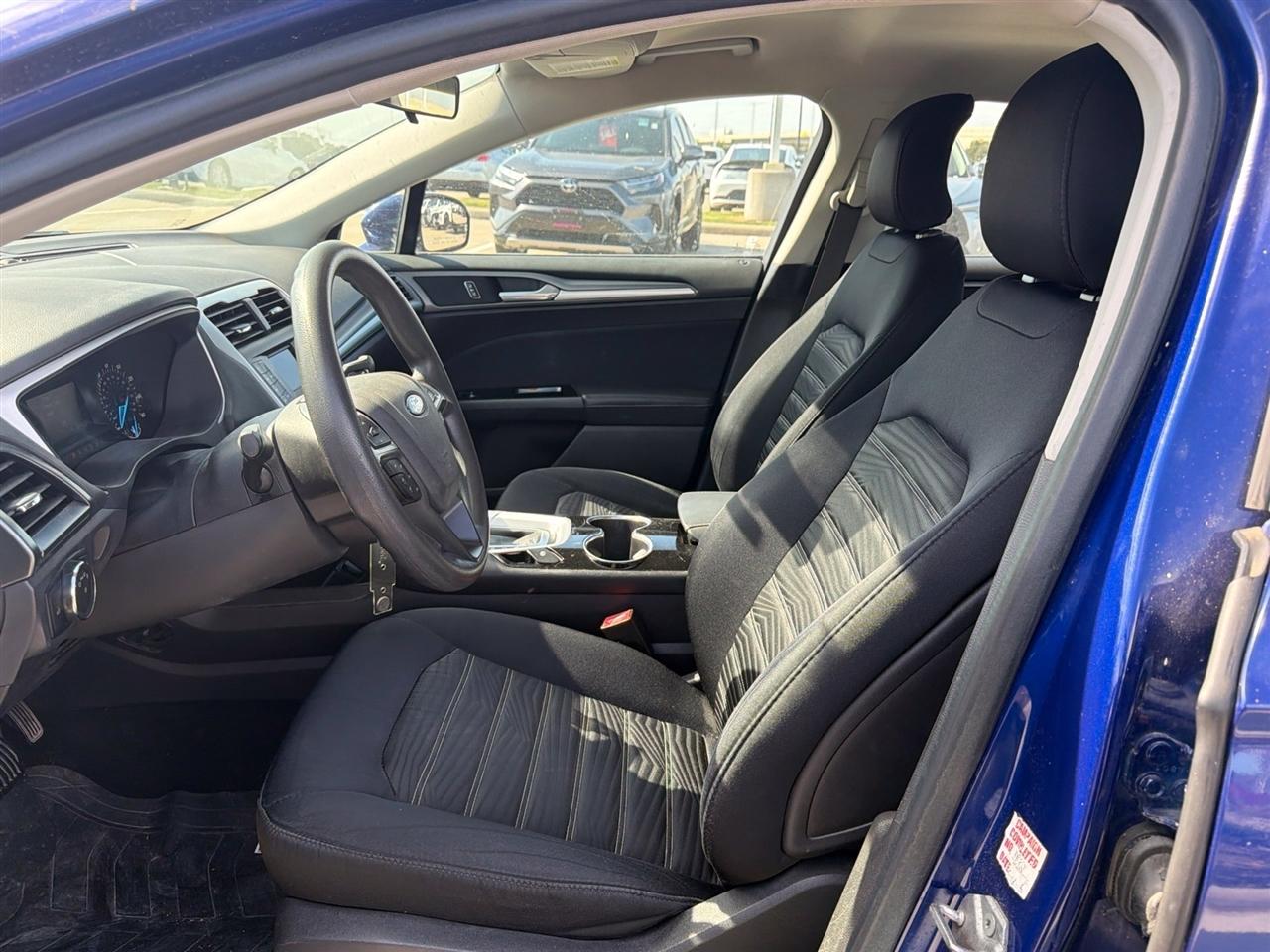 Ford Fusion SE 2016