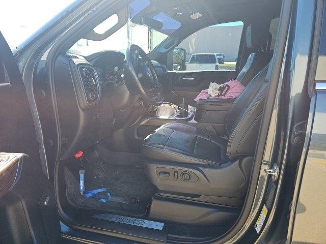 Chevrolet Silverado 2500HD High Country Crew Cab Long Box 4WD 2020
