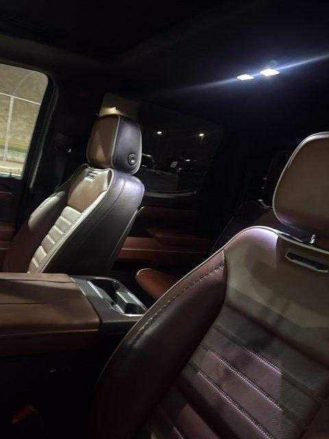 GMC Sierra 1500 Denali Ultimate Crew Cab 4WD 2023