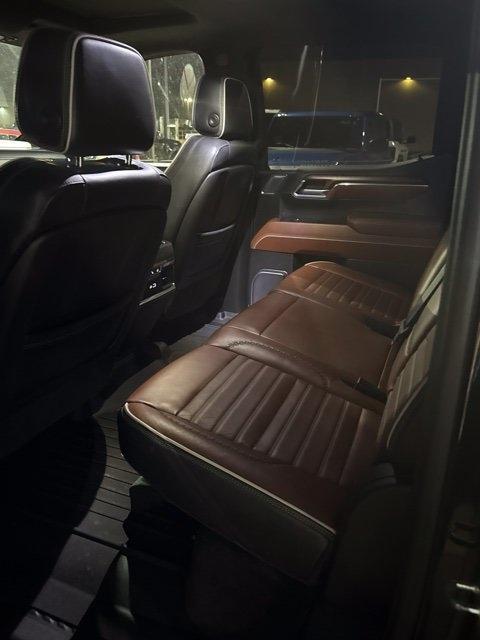 GMC Sierra 1500 Denali Ultimate Crew Cab 4WD 2023