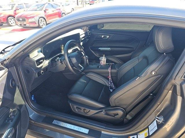Ford Mustang GT Premium Coupe 2025