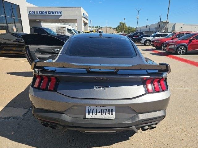 Ford Mustang GT Premium Coupe 2025