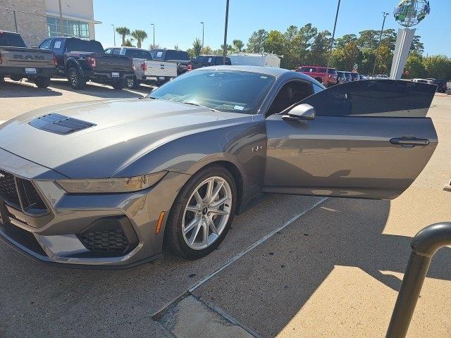 Ford Mustang GT Premium Coupe 2025