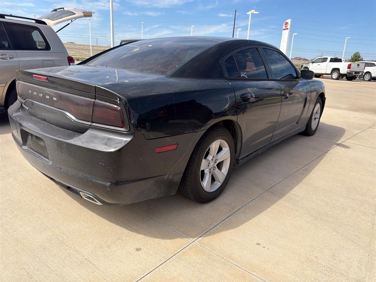 Dodge Charger SE 2014