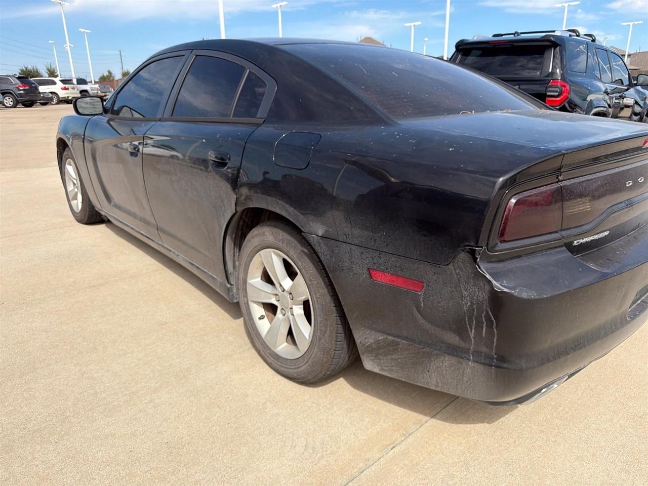 Dodge Charger SE 2014