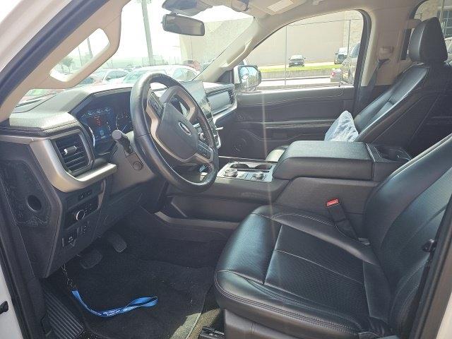 Ford Expedition XLT 4WD 2023