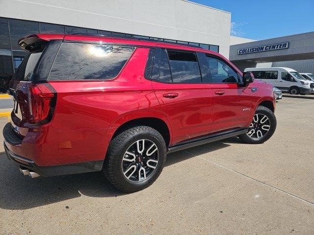 GMC Yukon Denali 4WD 2024