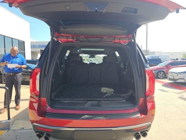 GMC Yukon Denali 4WD 2024