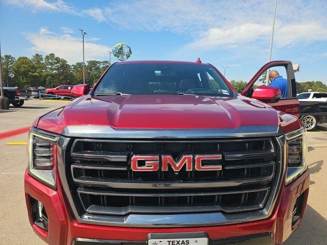 GMC Yukon Denali 4WD 2024